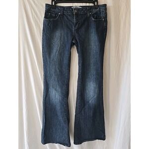 Nine Planet Jeans Wide Leg Dark Wash Size‎ 13 With Embellished Back Pockets